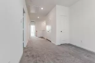 4727 Glen Isle Dr, Houston, TX 77009 - Photo 7