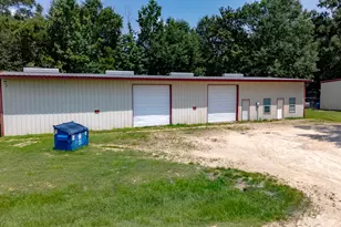 26605 E River Rd, Splendora, TX 77372 - Photo 29