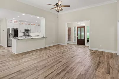 8911 Diamante Drive, Magnolia, TX 77354 - Photo 5
