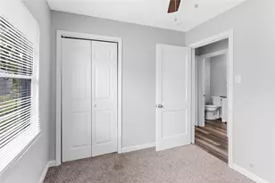 1104 Southampton St, Angleton, TX 77515 - Photo 21