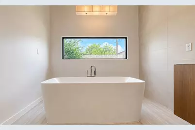 5524 Jessamine Street, Houston, TX 77081 - Photo 15