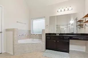 4115 Broadmoor Dr, Mont Belvieu, TX 77523 - Photo 21