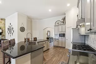 4115 Broadmoor Dr, Mont Belvieu, TX 77523 - Photo 15
