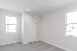 2718 Grand Fountains Dr, Houston, TX 77054 - Photo 9