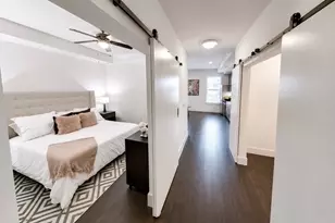 3120 Smith St, Houston, TX 77006 - Photo 9