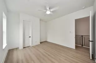 435 Neyland St, Houston, TX 77022 - Photo 25