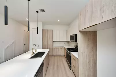 435 Neyland Street, Houston, TX 77022 - Photo 7