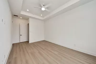 435 Neyland Street, Houston, TX 77022 - Photo 17