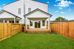 435 Neyland St, Houston, TX 77022 - Photo 35
