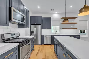 204 Burr St, Houston, TX 77011 - Photo 9