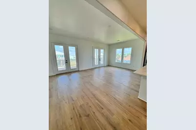 13014 Buccaneer Parkway, Freeport, TX 77541 - Photo 5