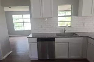 2503 Creston Dr, Houston, TX 77026 - Photo 7