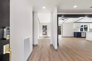 6646 Bayou View Dr, Houston, TX 77091 - Photo 5