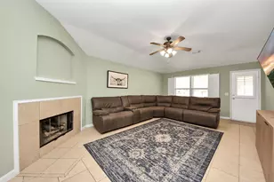 4701 Glencastle Ct, Houston, TX 77345 - Photo 11