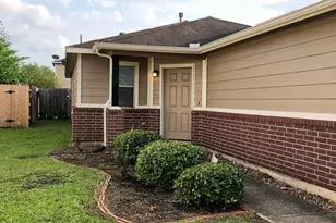 19023 Yaupon Pass Dr, Cypress, TX 77433 - Photo 3