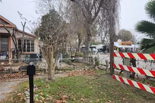 2619 Saltus St, Houston, TX 77003 - Photo 5