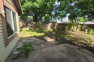 10410 Tennis Ct, Houston, TX 77099 - Photo 29
