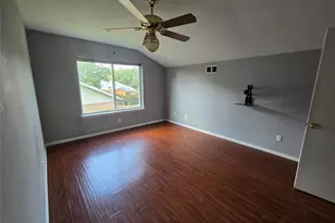 10410 Tennis Ct, Houston, TX 77099 - Photo 21