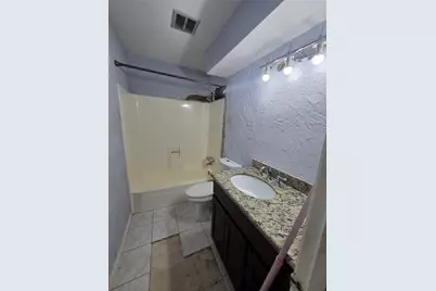 10410 Tennis Court, Houston, TX 77099 - Photo 19