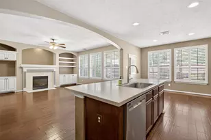 154 W Burberry Cir, The Woodlands, TX 77384 - Photo 17