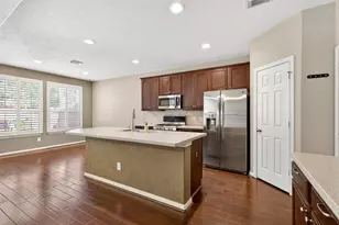 154 W Burberry Cir, The Woodlands, TX 77384 - Photo 13