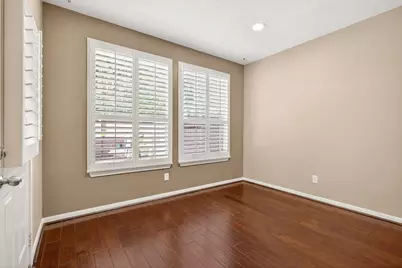 154 W Burberry Circle, The Woodlands, TX 77384 - Photo 15