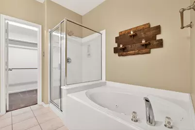 154 W Burberry Circle, The Woodlands, TX 77384 - Photo 27