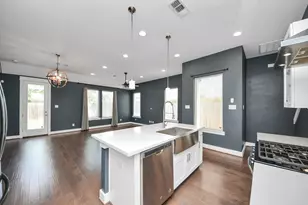 1411 Boswell St, Houston, TX 77009 - Photo 3