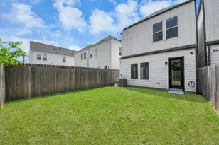 1411 Boswell St, Houston, TX 77009 - Photo 31