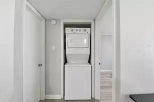 12550 Whittington Dr, Houston, TX 77077 - Photo 21