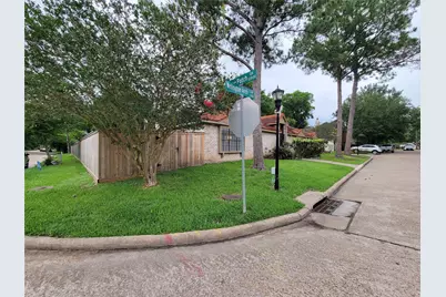 12800 Briar Forest Drive #53, Houston, TX 77077 - Photo 3