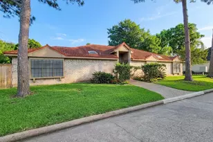 12800 Briar Forest Dr, Houston, TX 77077 - Photo 43