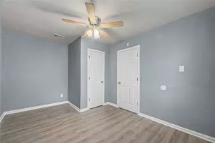 6343 Maple Hill Dr, Houston, TX 77088 - Photo 7