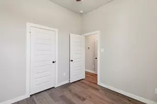 1129 Lilly Ln, Bellville, TX 77418 - Photo 17