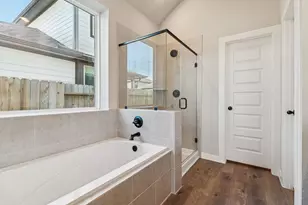 1129 Lilly Ln, Bellville, TX 77418 - Photo 11