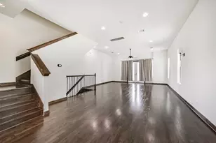 1108 W 15th 1/2 St, Houston, TX 77008 - Photo 17