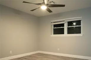 2921 Oak Dr, Dickinson, TX 77539 - Photo 19