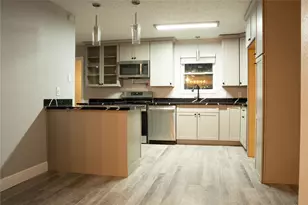 2921 Oak Dr, Dickinson, TX 77539 - Photo 9