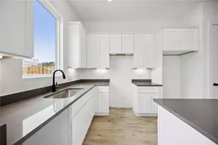 8103 Calhoun Rd, Houston, TX 77033 - Photo 7