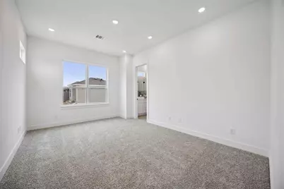 8103 Calhoun Road, Houston, TX 77033 - Photo 11