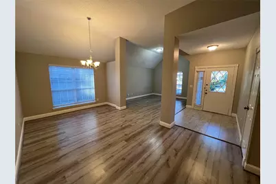 187 Sandpebble Drive, The Woodlands, TX 77381 - Photo 9