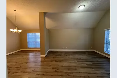 187 Sandpebble Drive, The Woodlands, TX 77381 - Photo 5