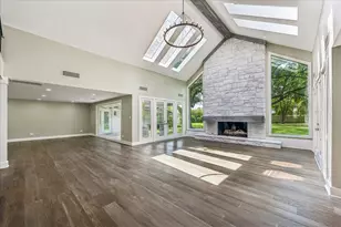 5524 Sturbridge Dr, Houston, TX 77056 - Photo 5