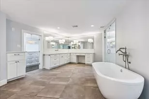 5524 Sturbridge Dr, Houston, TX 77056 - Photo 15
