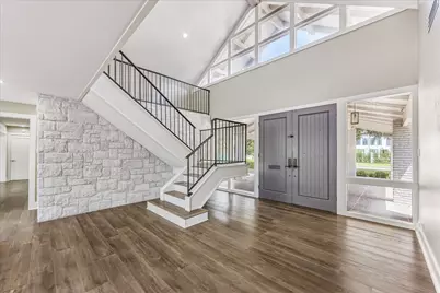 5524 Sturbridge Drive, Houston, TX 77056 - Photo 3