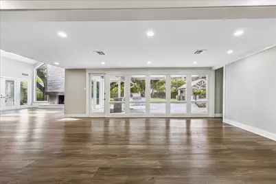 5524 Sturbridge Drive, Houston, TX 77056 - Photo 11