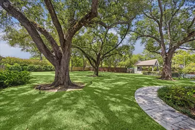 5524 Sturbridge Drive, Houston, TX 77056 - Photo 35