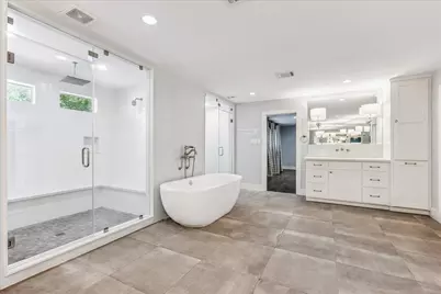5524 Sturbridge Drive, Houston, TX 77056 - Photo 15