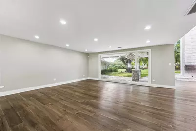5524 Sturbridge Drive, Houston, TX 77056 - Photo 7