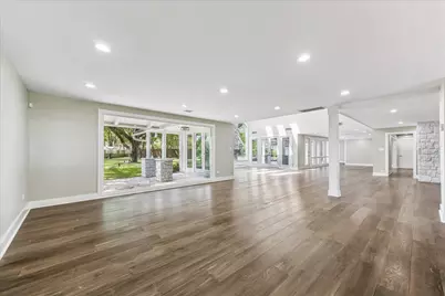 5524 Sturbridge Drive, Houston, TX 77056 - Photo 7